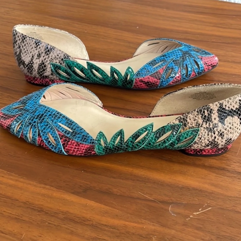 Nine West Multi Colored Snake Print flats